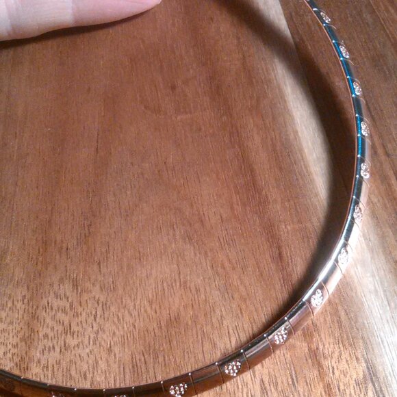 Omega Heart Pattern Collar Ion Plated Rose Gold Over Stainless Steel Necklace - Picture 7 of 11